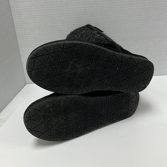 Minnetonka short boots! Nice! - Picture 4 of 5